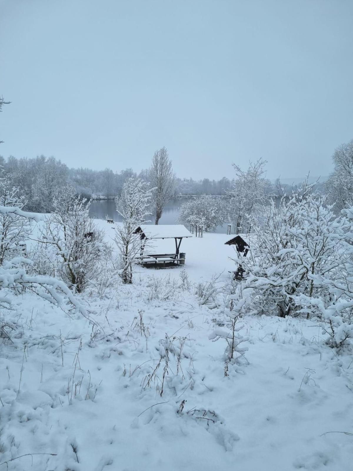 Ferienwohnung Am Froser See Buitenkant foto